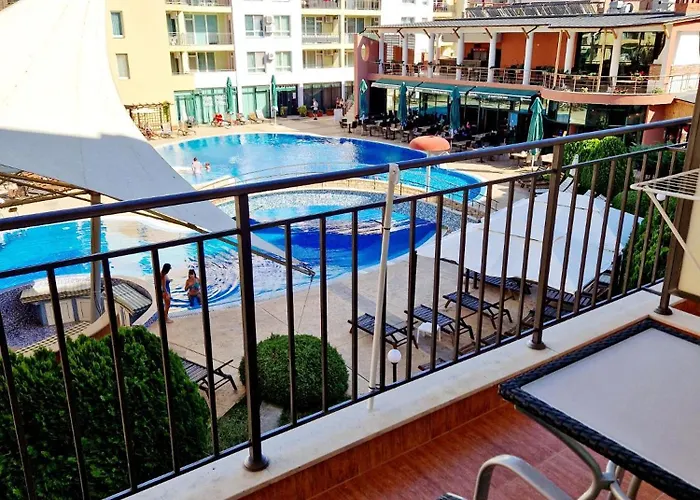 Pool View Studio, Pollo Resort, Sunny Hotel de apartamente