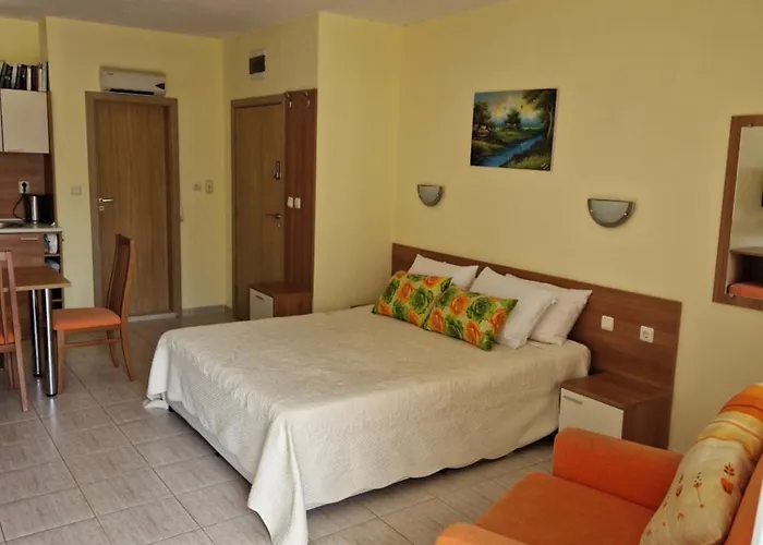 Апартхотел Pool View Studio, Pollo Resort, Sunny Слънчев бряг