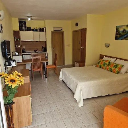 Apartmanhotel Pool View Apartment, Sunny Napospart