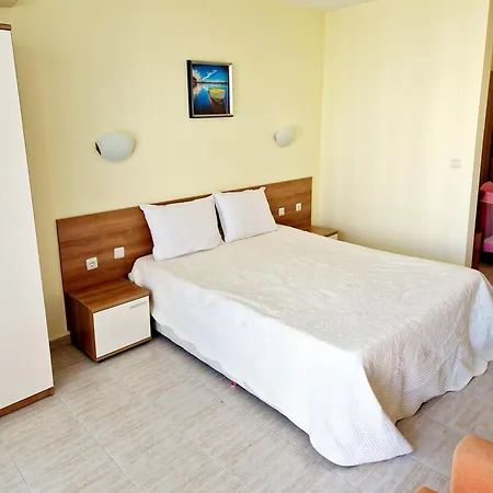 Aparthotel Pool View Apartment, Sunny Sunny Beach