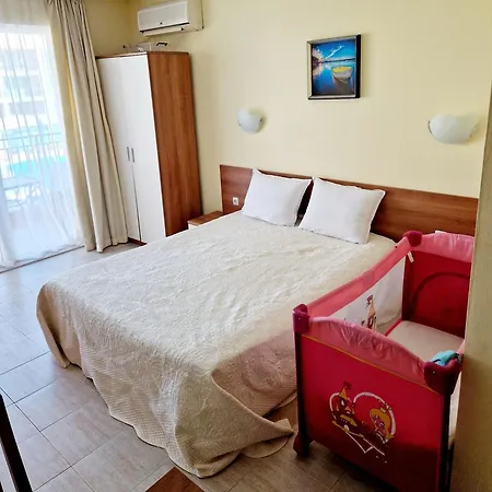 Pool View Apartment, Sunny Sunny Beach