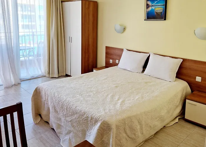 Pool View Studio, Pollo Resort, Sunny Apart-hotel 3*