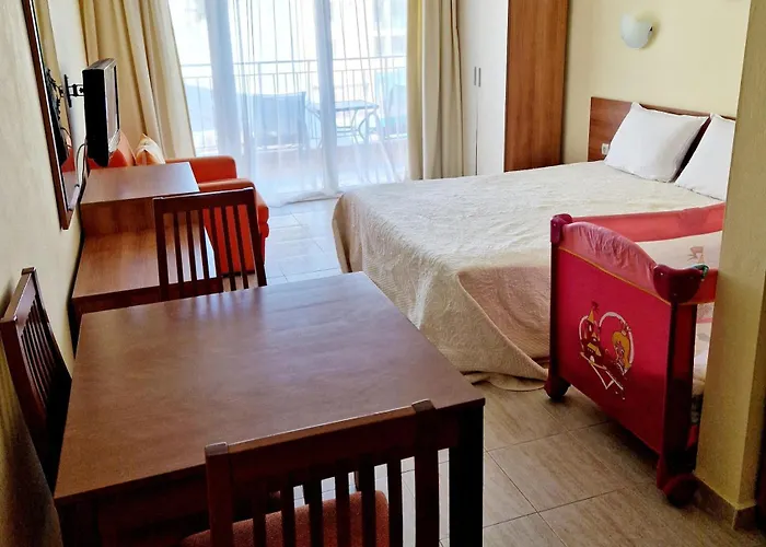 Apart-hotel Pool View Studio, Pollo Resort, Sunny 3*