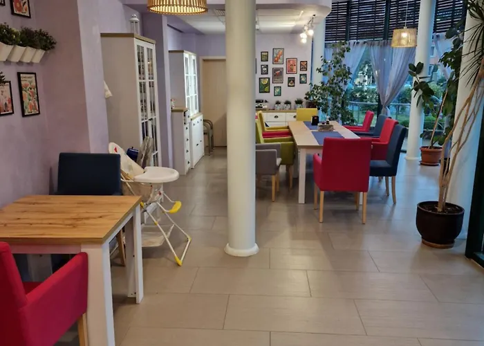 Pool View Studio, Pollo Resort, Sunny