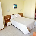 アパートホテル Pool View Studio, Pollo Resort, Sunny サニービーチ