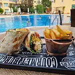 Pool View Studio, Pollo Resort, Sunny アパートホテル サニービーチ